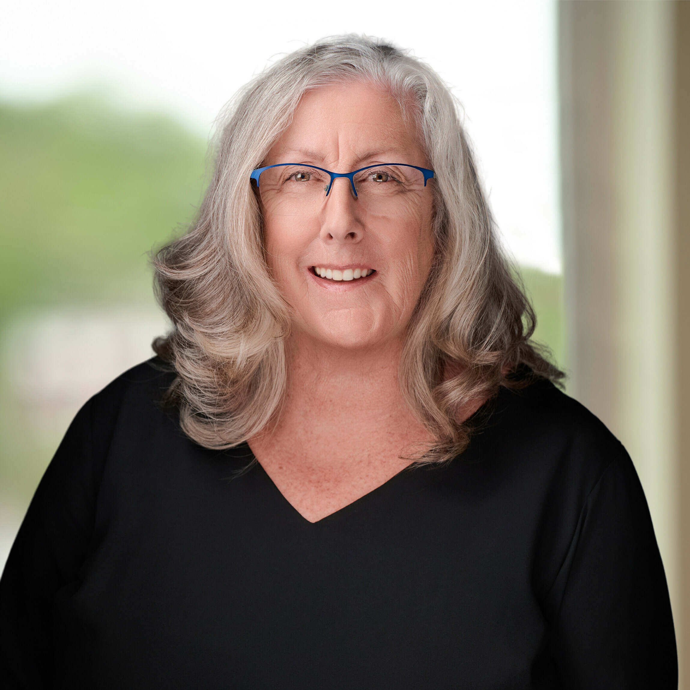 Head shot of Janet Murray