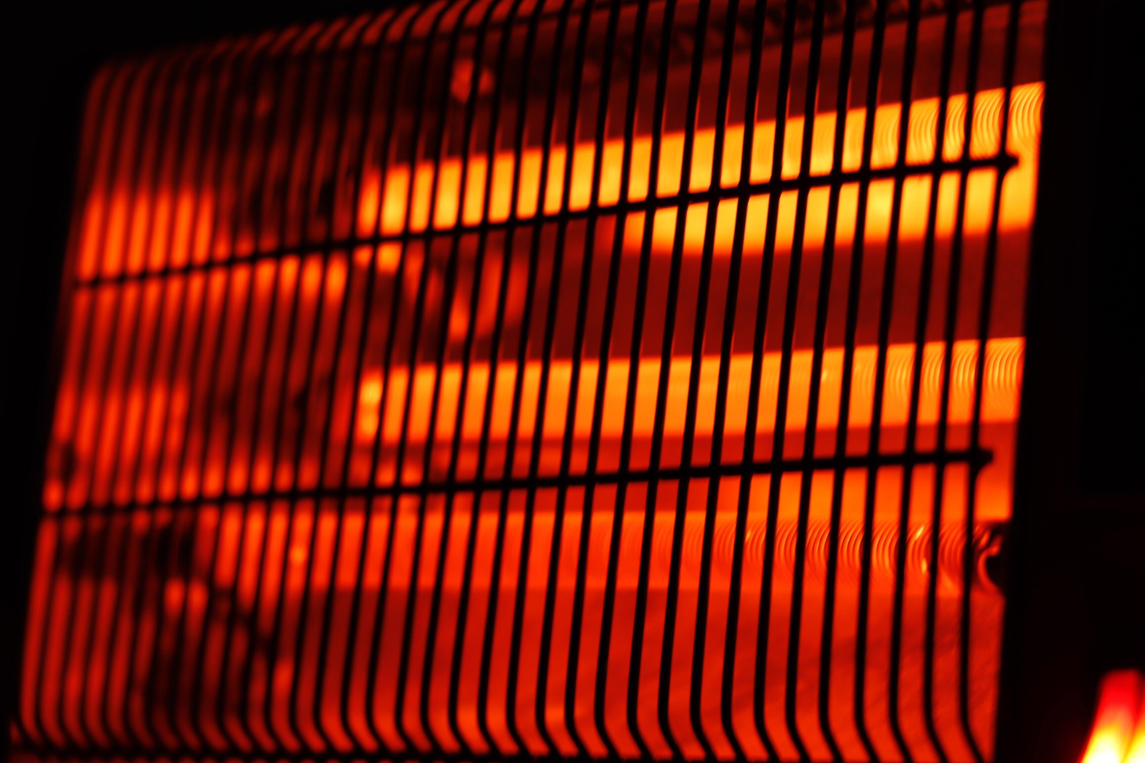 Heat emitting from a heat radiator